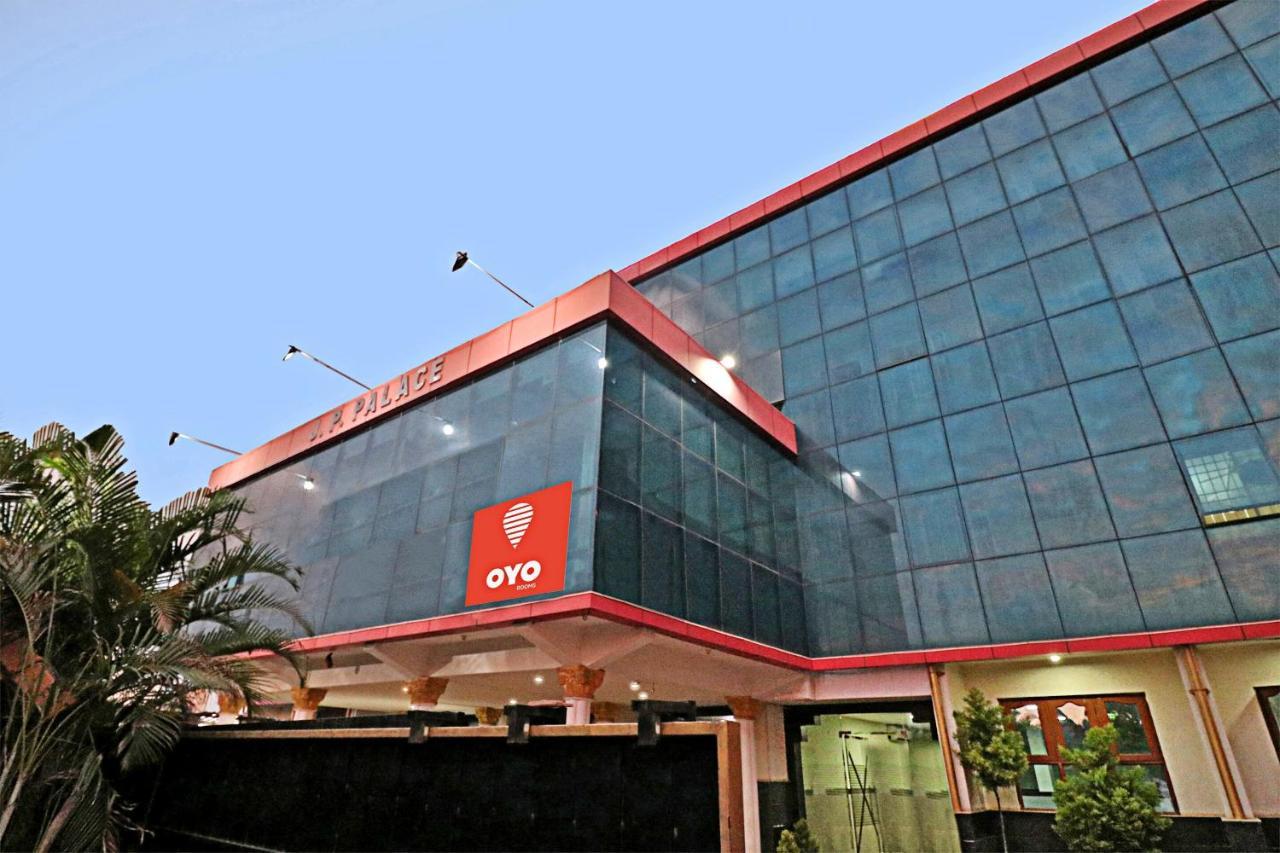 Oyo J P Palace Hotel Dod Ballāpur Exterior photo